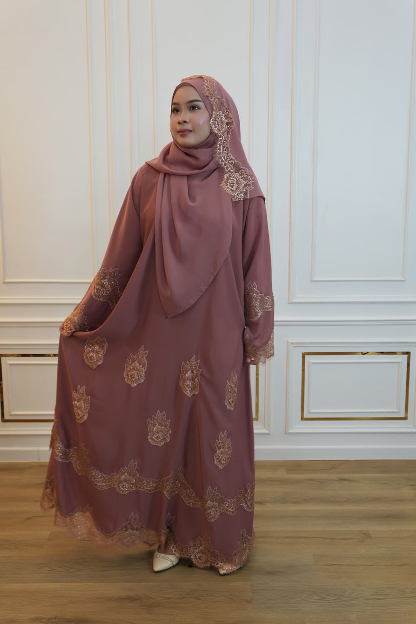 ABAYA LAZEEZAH PINK